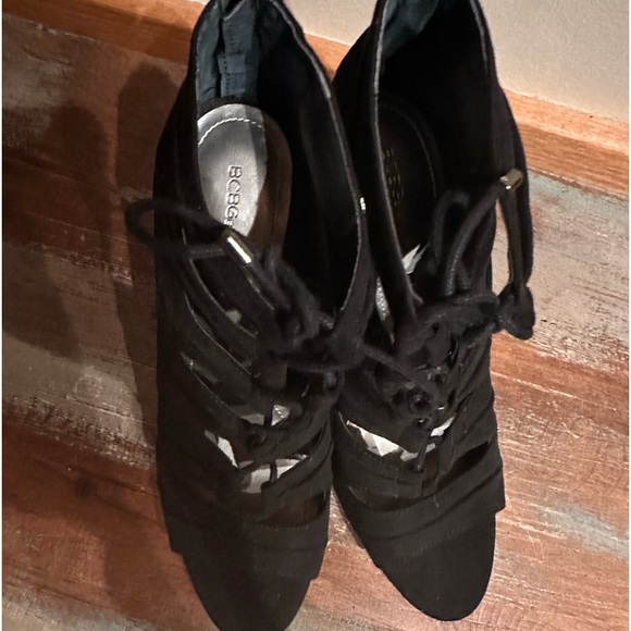 BCBG gladiator cage lace up zipper back high heel suede 8.5M never worn shoes - Picture 5 of 9